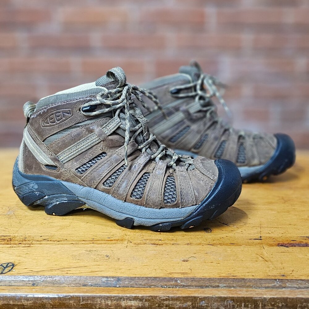 Keen Women's Voyager Size 8